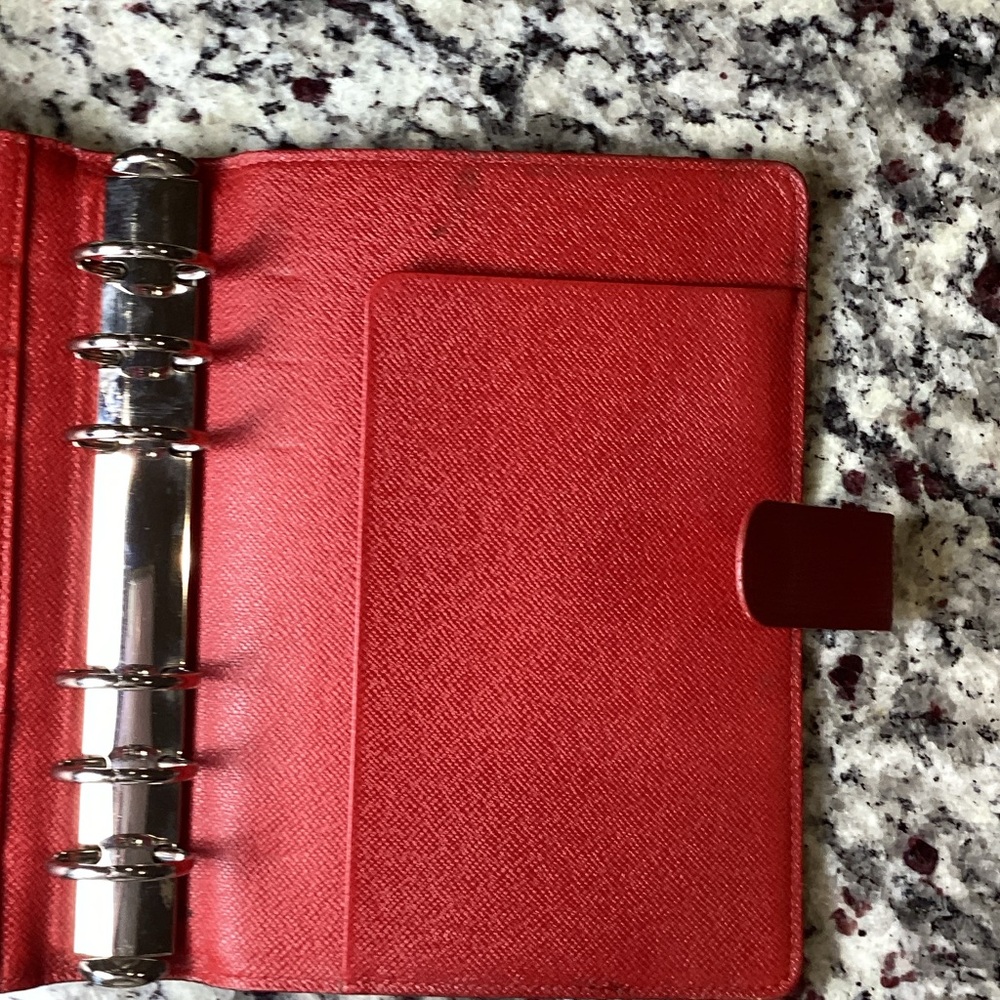❤️Louis Vuitton MM Red Epi Leather Medium Ring Agenda Cover Organizer - Picture 11 of 16